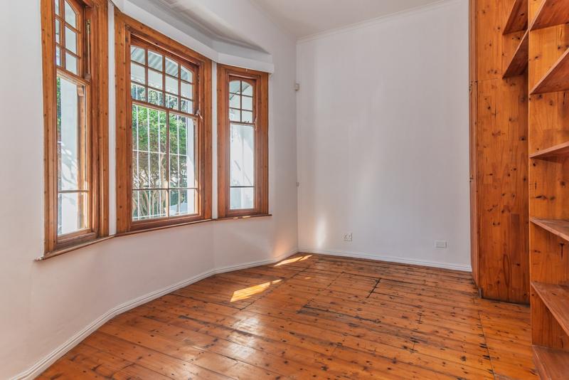 2 Bedroom Property for Sale in Observatory Western Cape